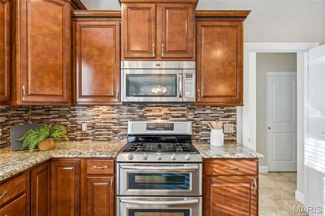 933 Bentley Park Circle Circle, O'fallon, MO 63368