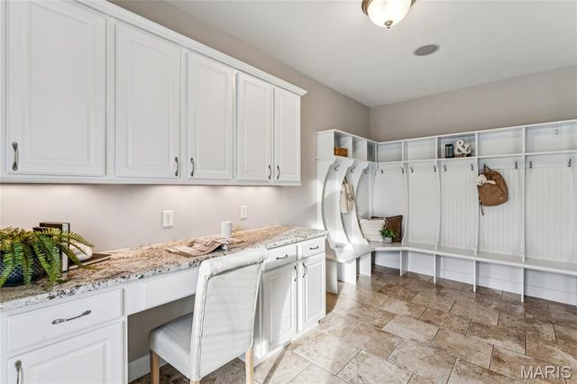 933 Bentley Park Circle Circle, O'fallon, MO 63368