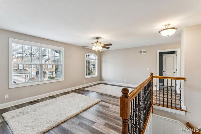 933 Bentley Park Circle Circle, O'fallon, MO 63368