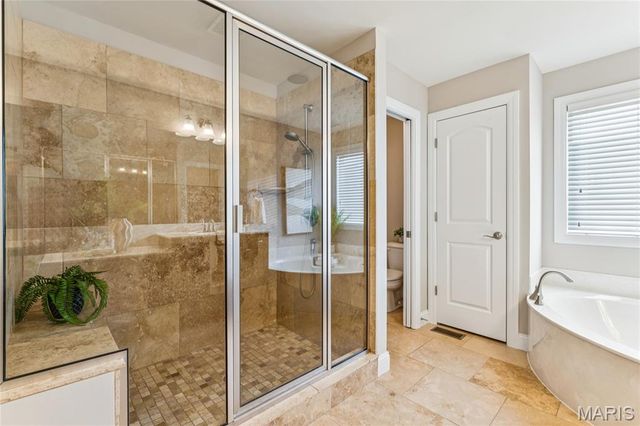 933 Bentley Park Circle Circle, O'fallon, MO 63368