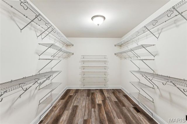 933 Bentley Park Circle Circle, O'fallon, MO 63368