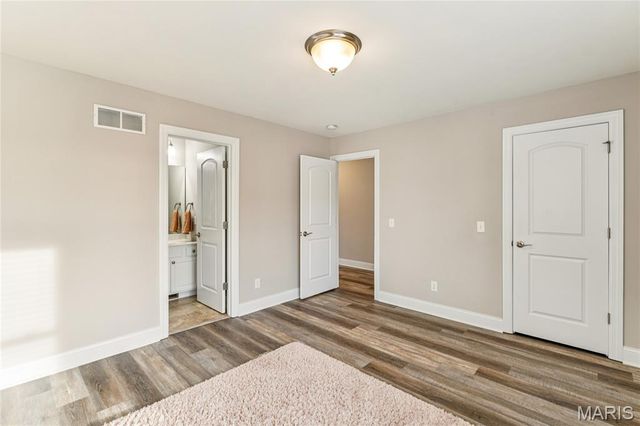 933 Bentley Park Circle Circle, O'fallon, MO 63368