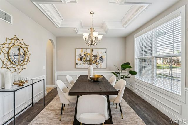 933 Bentley Park Circle Circle, O'fallon, MO 63368