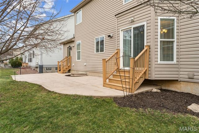 933 Bentley Park Circle Circle, O'fallon, MO 63368