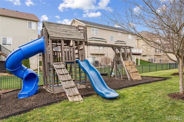 933 Bentley Park Circle Circle, O'fallon, MO 63368