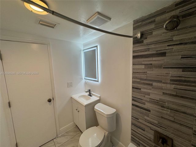 1767 NW 3rd Ave 6, Miami, FL 33136