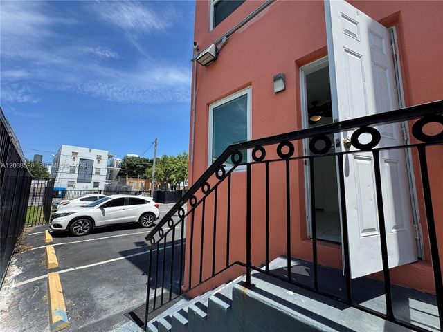 1767 NW 3rd Ave 6, Miami, FL 33136