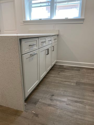 190 Pleasant 2, Marblehead, MA 01945