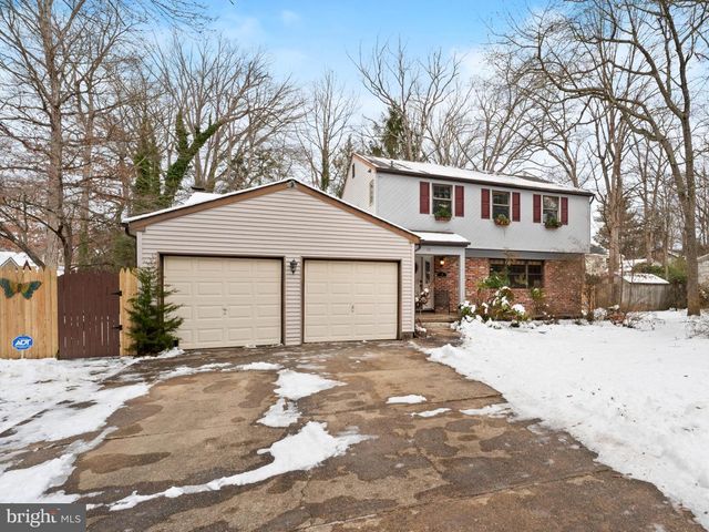 36 EVANINE DR, Berlin, NJ 08009