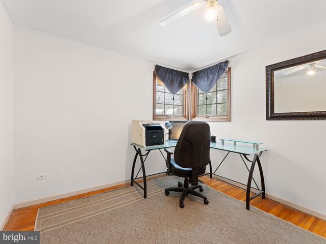 36 EVANINE DR, Berlin, NJ 08009