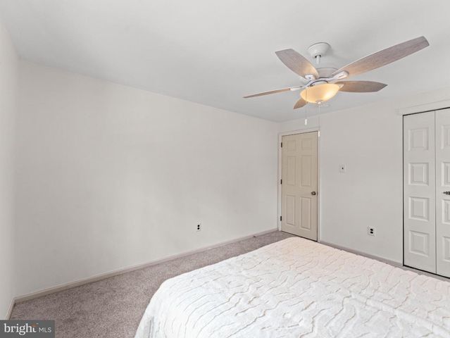 36 EVANINE DR, Berlin, NJ 08009