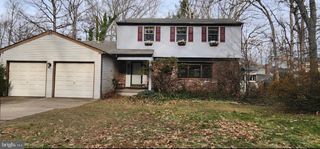 36 EVANINE DR, Berlin, NJ 08009