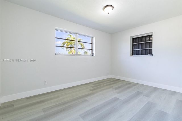 360 NW 199th St, Miami Gardens, FL 33169