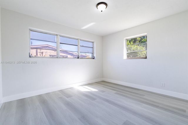 360 NW 199th St, Miami Gardens, FL 33169