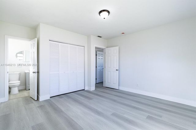 360 NW 199th St, Miami Gardens, FL 33169