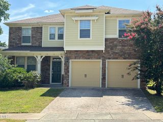 635 Piper Stream Circle, Cary, NC 27519