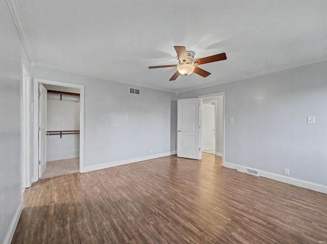 1317 Continental Drive, Evansville, IN 47715
