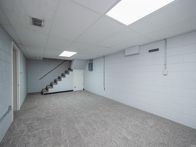 1317 Continental Drive, Evansville, IN 47715