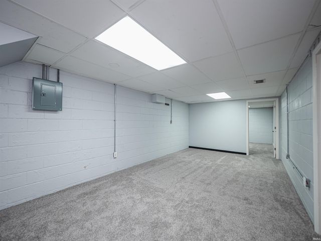 1317 Continental Drive, Evansville, IN 47715