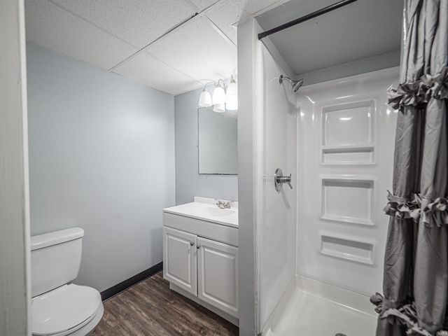 1317 Continental Drive, Evansville, IN 47715