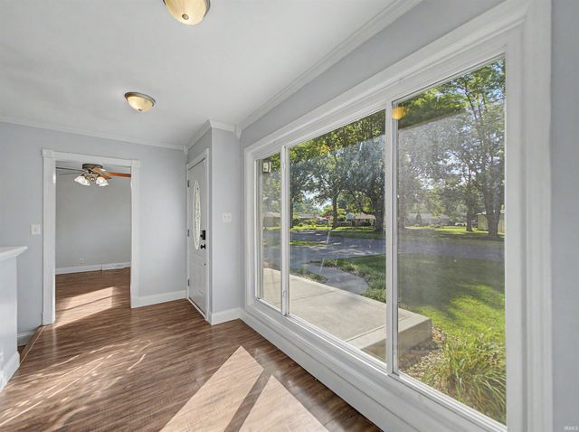 1317 Continental Drive, Evansville, IN 47715