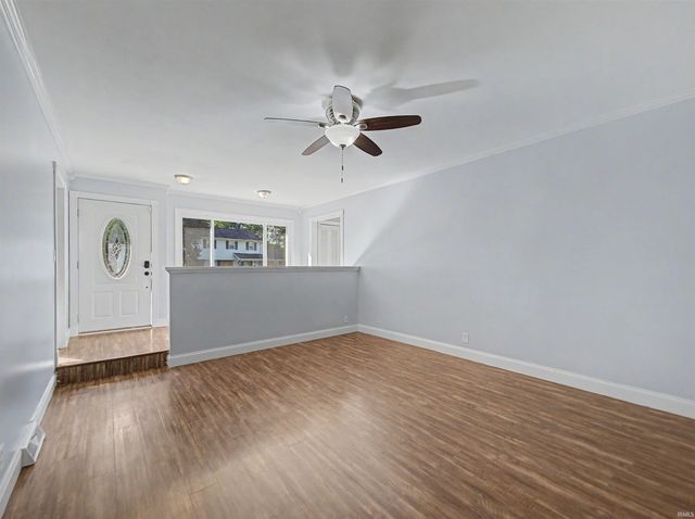1317 Continental Drive, Evansville, IN 47715