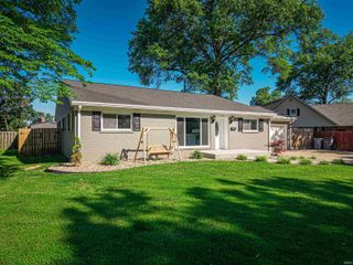 1317 Continental Drive, Evansville, IN 47715