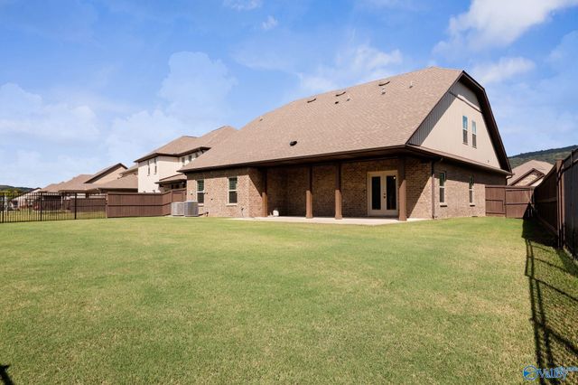 220 Jubilee Circle SE, Huntsville, AL 35803