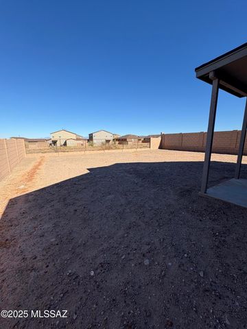 8793 E Crimson Snowberry Way, Vail, AZ 85641