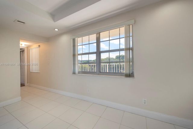 800 Cypress Grove Drive 509, Pompano Beach, FL 33069