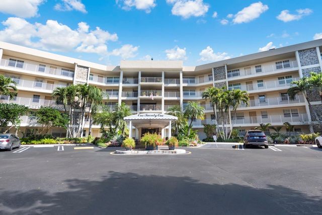 800 Cypress Grove Drive 509, Pompano Beach, FL 33069