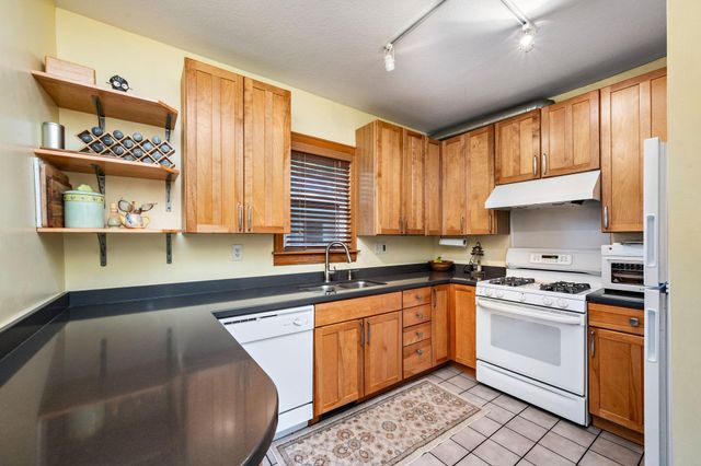 1039 22nd Avenue SE, Minneapolis, MN 55414
