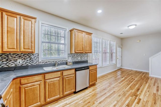 2934 Wintercrest Drive, Dunwoody, GA 30360