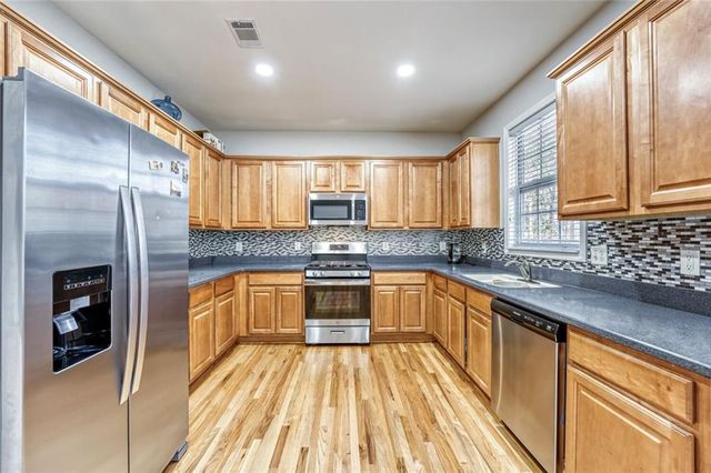 2934 Wintercrest Drive, Dunwoody, GA 30360