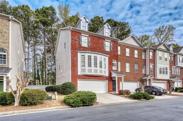 2934 Wintercrest Drive, Dunwoody, GA 30360