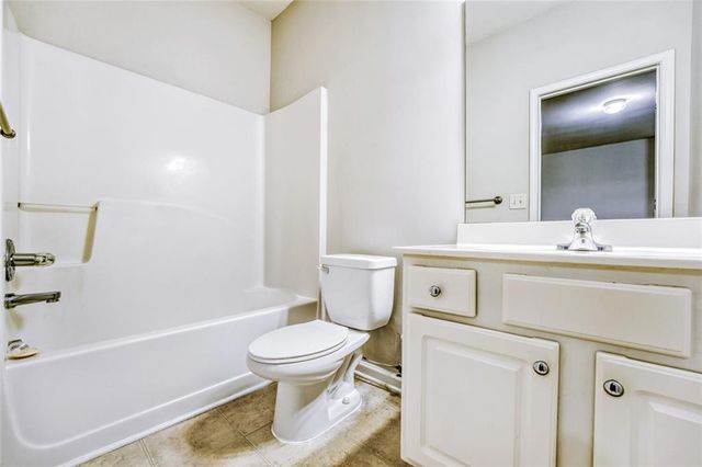 2934 Wintercrest Drive, Dunwoody, GA 30360