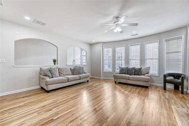 2934 Wintercrest Drive, Dunwoody, GA 30360