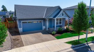 1460 Dahlia St, Woodburn, OR 97071