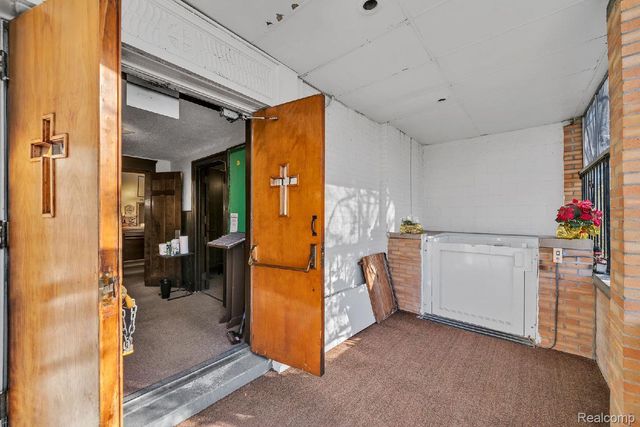 3768 Field Street, Detroit, MI 48214