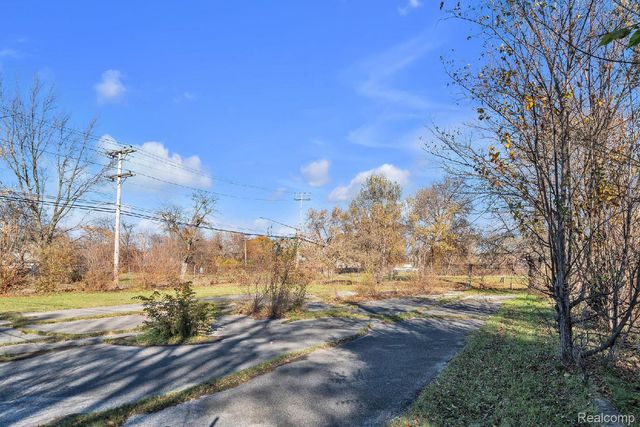 3768 Field Street, Detroit, MI 48214