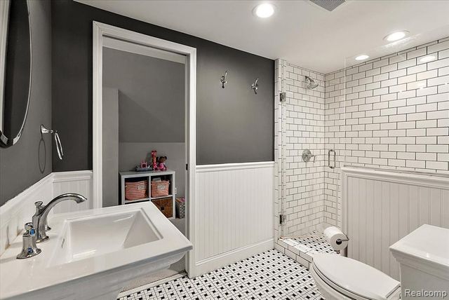 1022 Lawndale Drive, Royal Oak, MI 48067