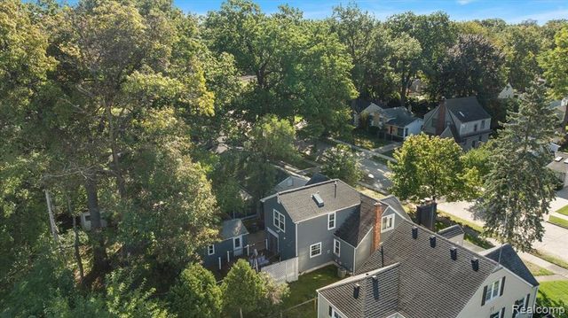 1022 Lawndale Drive, Royal Oak, MI 48067