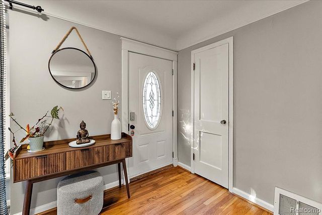 1022 Lawndale Drive, Royal Oak, MI 48067