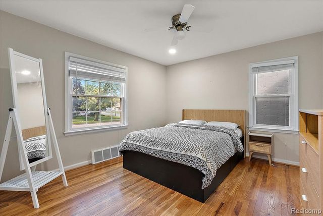 1022 Lawndale Drive, Royal Oak, MI 48067