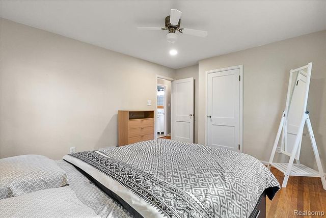 1022 Lawndale Drive, Royal Oak, MI 48067