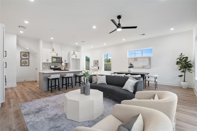 9003 Comal Street, Houston, TX 77051