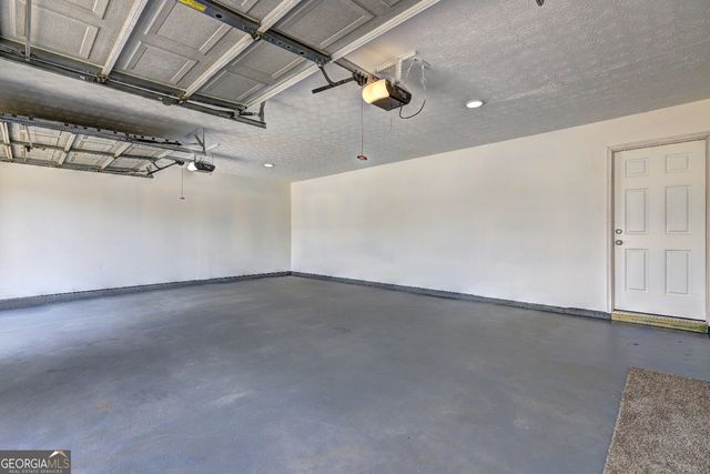 8106 Wynfield Drive, Jonesboro, GA 30238