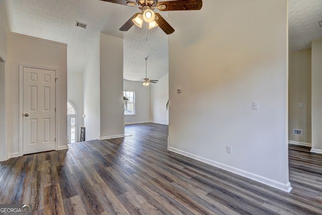 8106 Wynfield Drive, Jonesboro, GA 30238