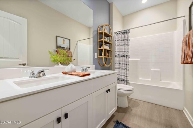 3657 Camino Mia Court, Rosamond, CA 93560