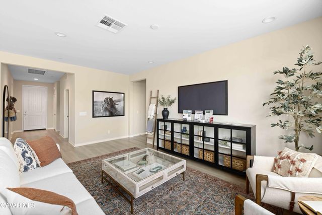 3657 Camino Mia Court, Rosamond, CA 93560